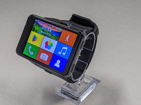 Harga yang bagus 4G layar besar baterai besar wifi gps versi global jaringan penuh smartwatch untuk pria S999 plus on line